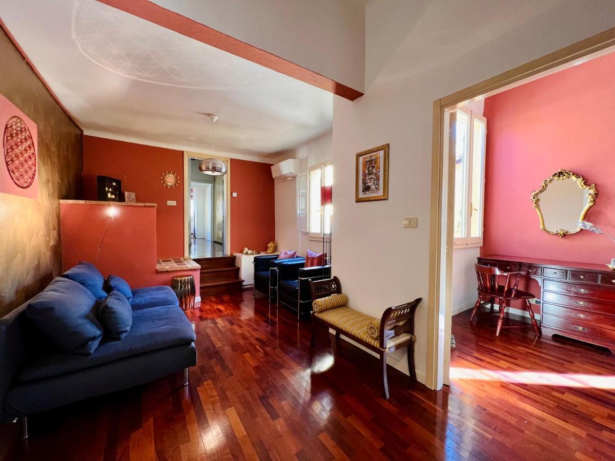 Appartamento House Of Chariot - In The Heart Of Bologna Esterno foto